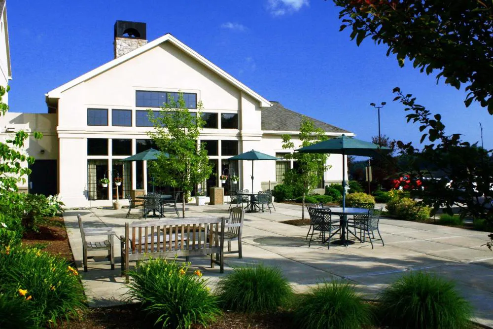 Hampton Inn & Suites Binghamton/Vestal hotel hero