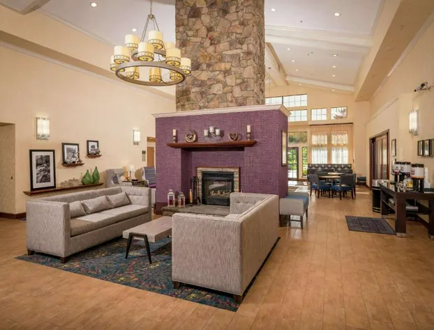 Hampton Inn & Suites Binghamton/Vestal hotel detail image 3