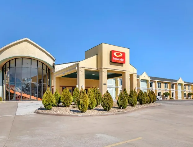 Rose City Inn & Suites hotel detail image 1