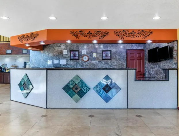 Rose City Inn & Suites hotel detail image 4