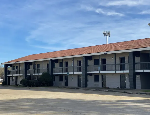 La Quinta Inn by Wyndham Tyler hotel detail image 2