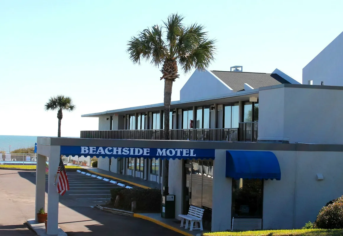 Beachside Motel hotel hero
