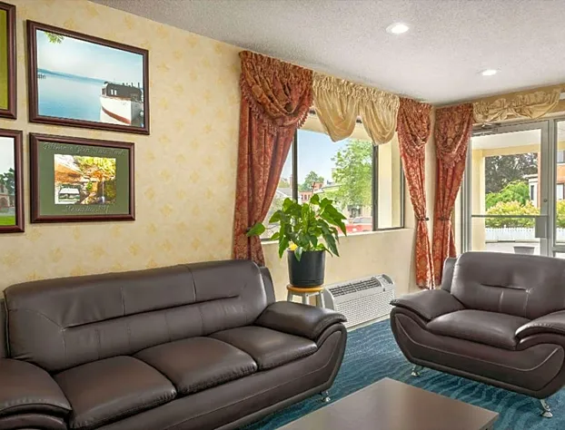 Days Inn by Wyndham Auburn/Finger Lakes Region hotel detail image 4