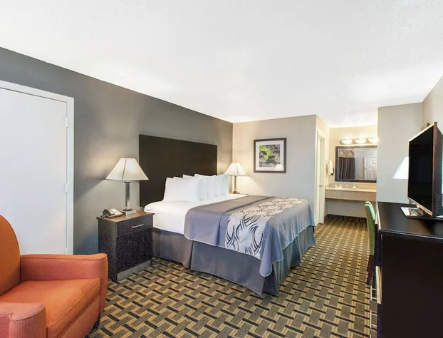 Days Inn by Wyndham Ennis hotel detail image 4