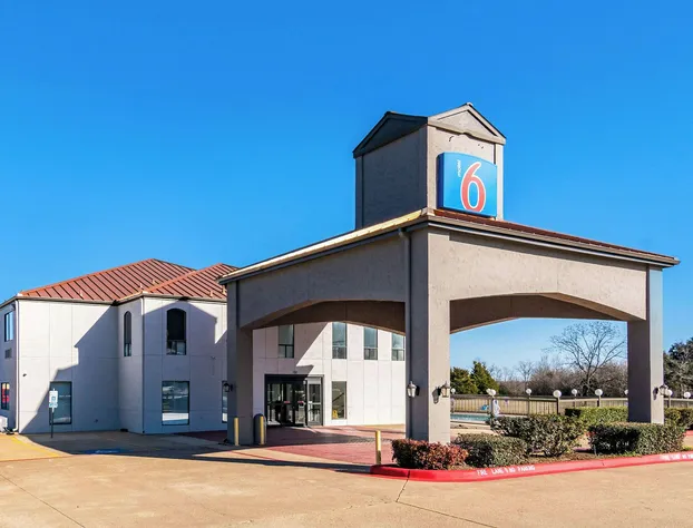 Motel 6 Ennis, TX hotel detail image 3