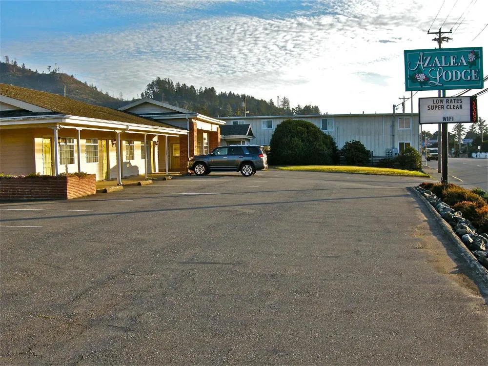 Azalea Lodge hotel hero