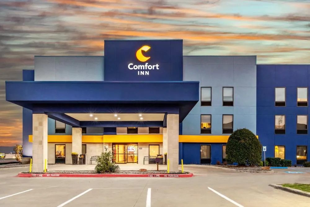 Comfort Inn - Weatherford hotel hero
