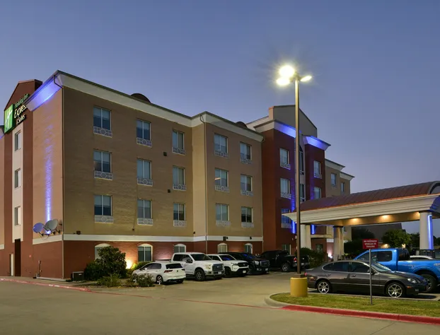 Holiday Inn Express Hotel & Suites Royse City by IHG hotel detail image 2