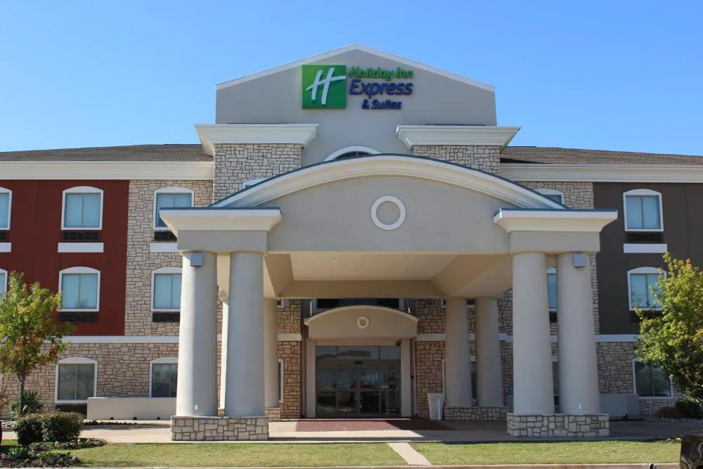 Holiday Inn Express & Suites Mansfield by IHG hotel hero