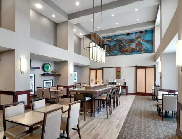 Hampton Inn & Suites Ft. Worth-Burleson hotel detail image 3