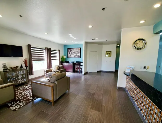 Super 8 by Wyndham Forney/East Dallas hotel detail image 2