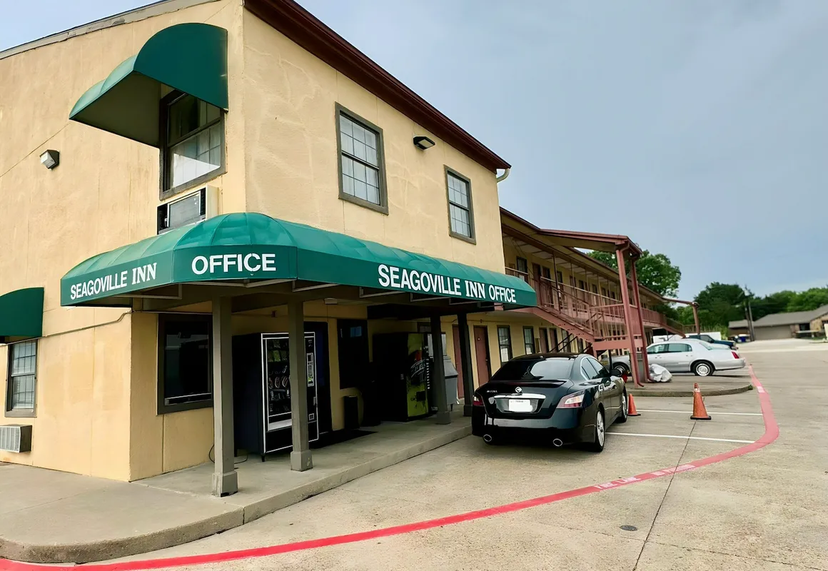 Seagoville Inn hotel hero