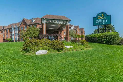 Quality Suites Whitby hotel detail image 1