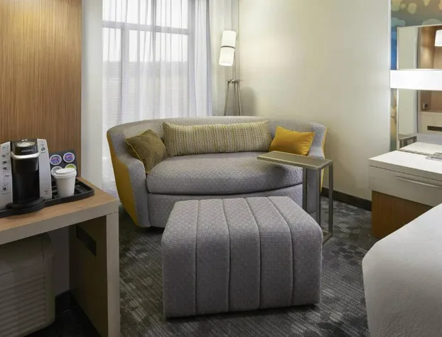 Courtyard by Marriott Oshawa hotel detail image 4