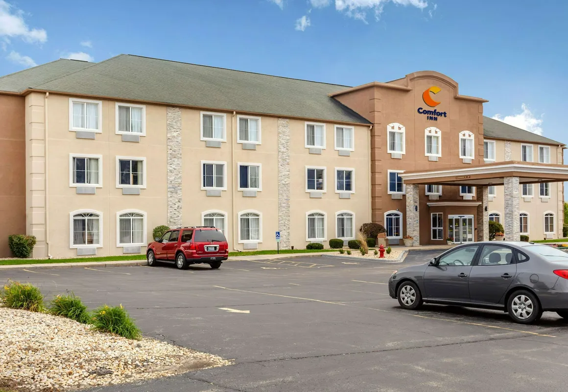 Comfort Inn DeKalb - University Area hotel hero