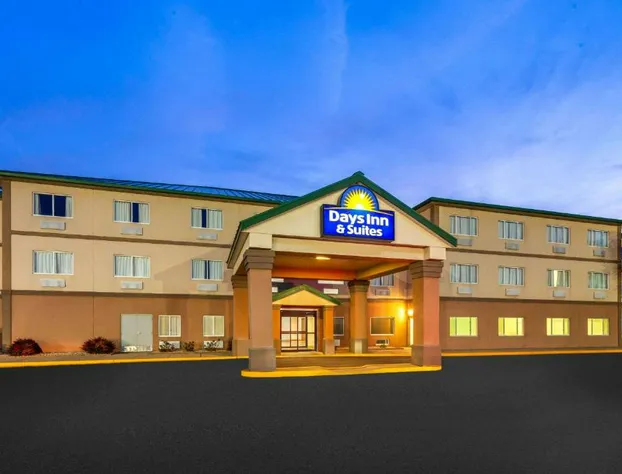 Days Inn & Suites by Wyndham Morris/I-80 hotel detail image 1