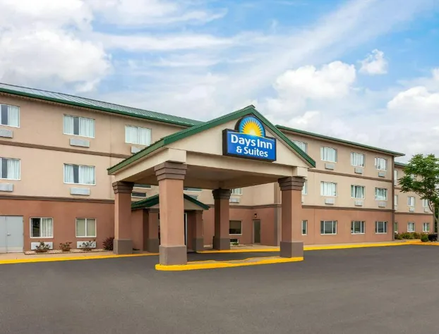 Days Inn & Suites by Wyndham Morris/I-80 hotel detail image 2