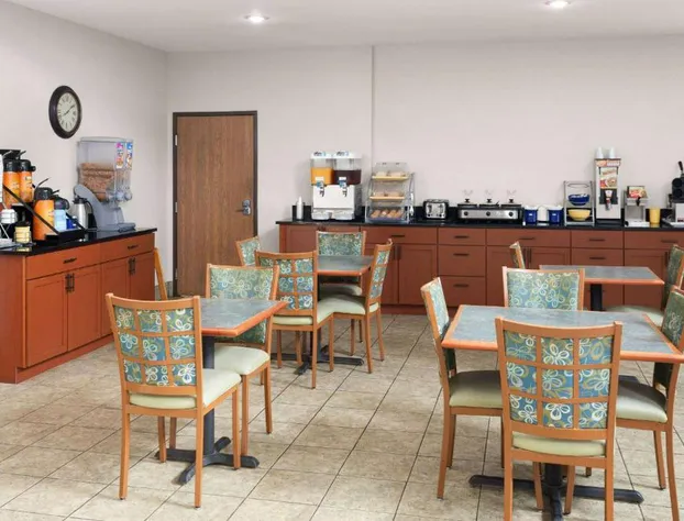Days Inn & Suites by Wyndham Morris/I-80 hotel detail image 4
