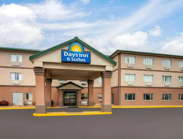 Days Inn & Suites by Wyndham Morris/I-80 hotel detail image 2