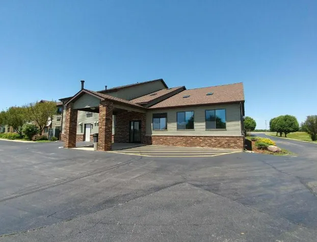 Super 8 by Wyndham DeKalb IL hotel detail image 1