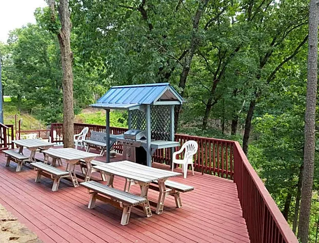 Ozarka Lodge Eureka Springs hotel detail image 4