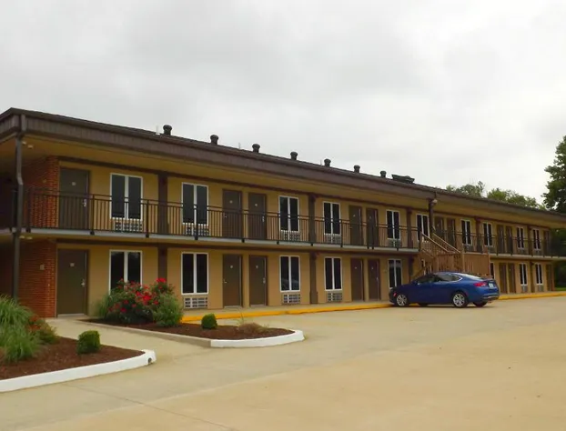 Unique Suites Hotel hotel detail image 1