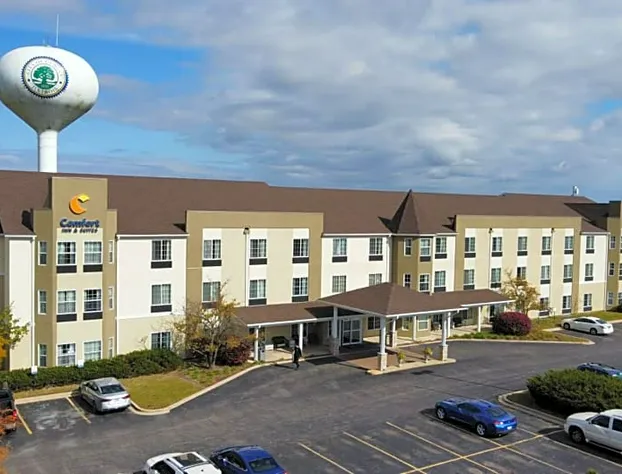 Comfort Inn & Suites Geneva - West Chicago hotel detail image 1