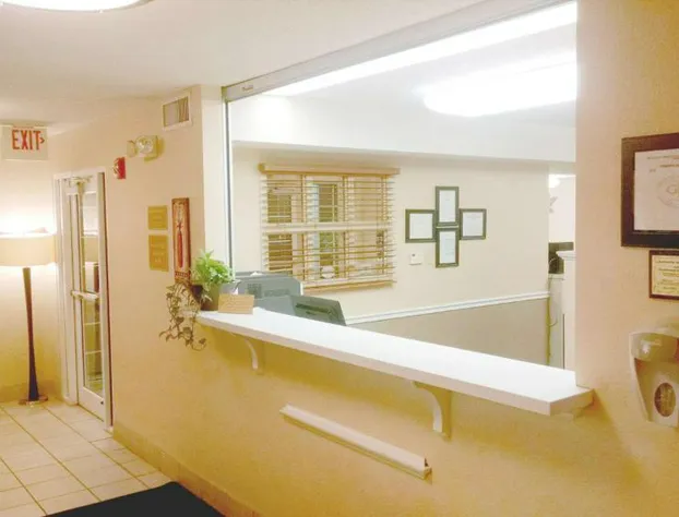 Sonesta Simply Suites Chicago Libertyville hotel detail image 1