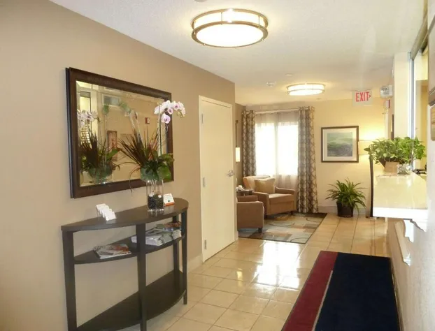 Sonesta Simply Suites Chicago Libertyville hotel detail image 2