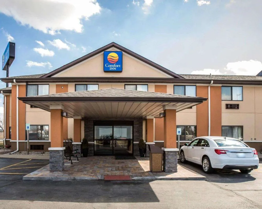 Comfort Inn Morris I-80 hotel hero