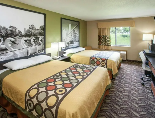 Super 8 by Wyndham Dwight hotel detail image 3