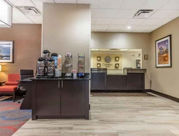 Comfort Inn Alton near I-255 hotel detail image 4