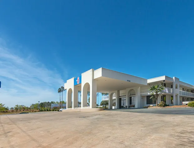 Motel 6 Newnan, GA hotel detail image 4