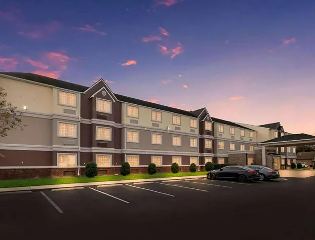 Baymont by Wyndham Elizabeth City hotel detail image 2