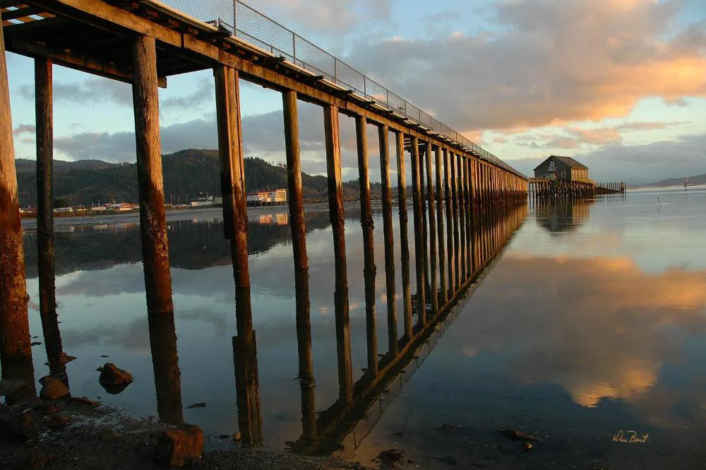 Harborview Inn & RV Park hotel hero