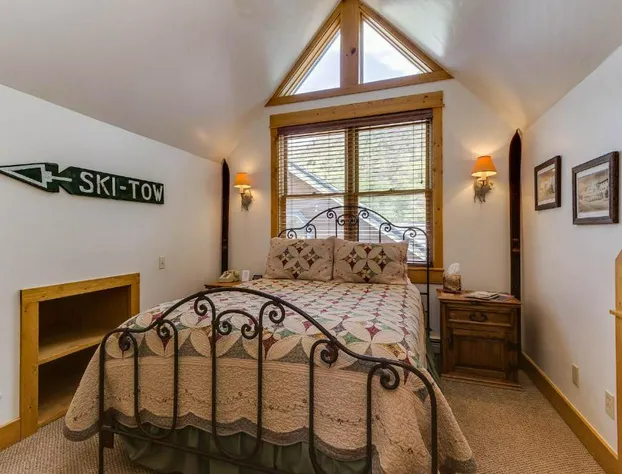 Minturn Inn hotel detail image 2