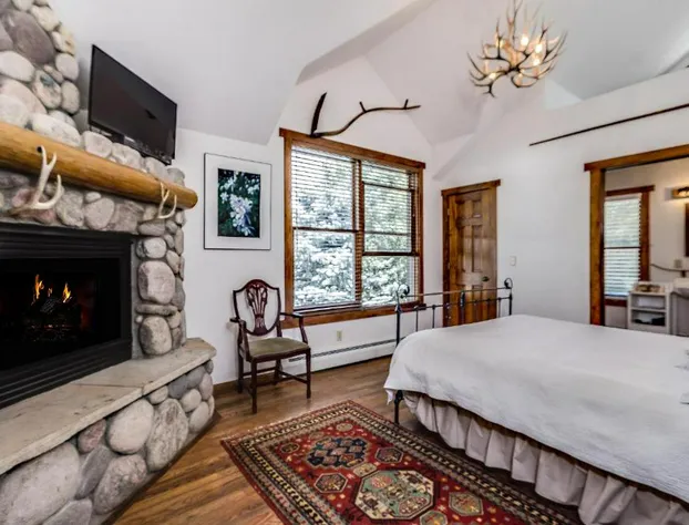 Minturn Inn hotel detail image 3