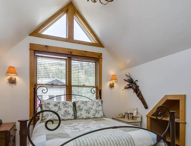 Minturn Inn hotel detail image 4