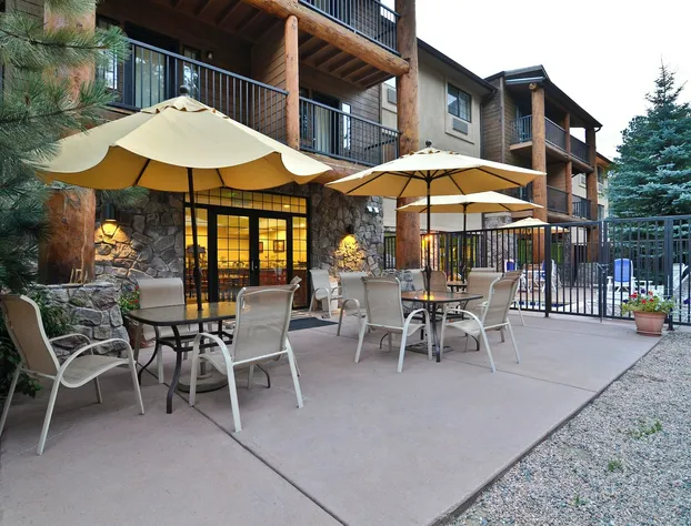 Comfort Suites Golden West on Evergreen Parkway hotel detail image 1