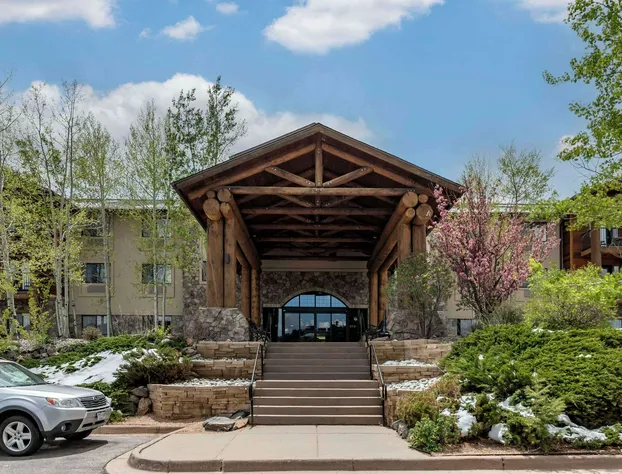 Comfort Suites Golden West on Evergreen Parkway hotel detail image 2