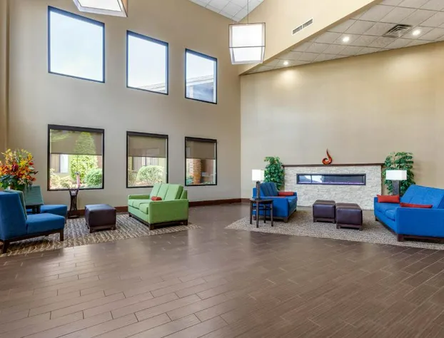 Comfort Inn Warner Robins - Robins Air Force Base Area hotel detail image 1