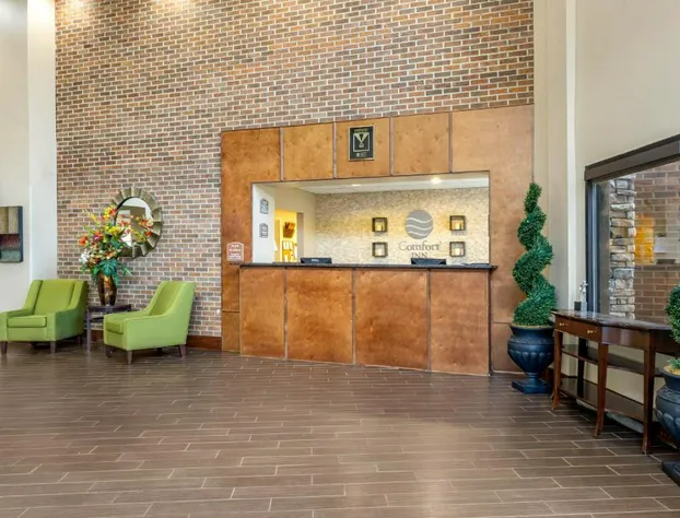 Comfort Inn Warner Robins - Robins Air Force Base Area hotel detail image 2