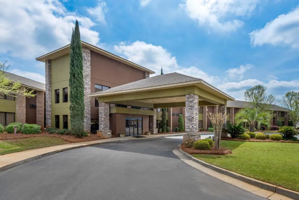 Comfort Inn Warner Robins - Robins Air Force Base Area hotel hero
