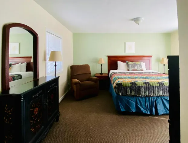 Salida Inn & Monarch Suites hotel detail image 1