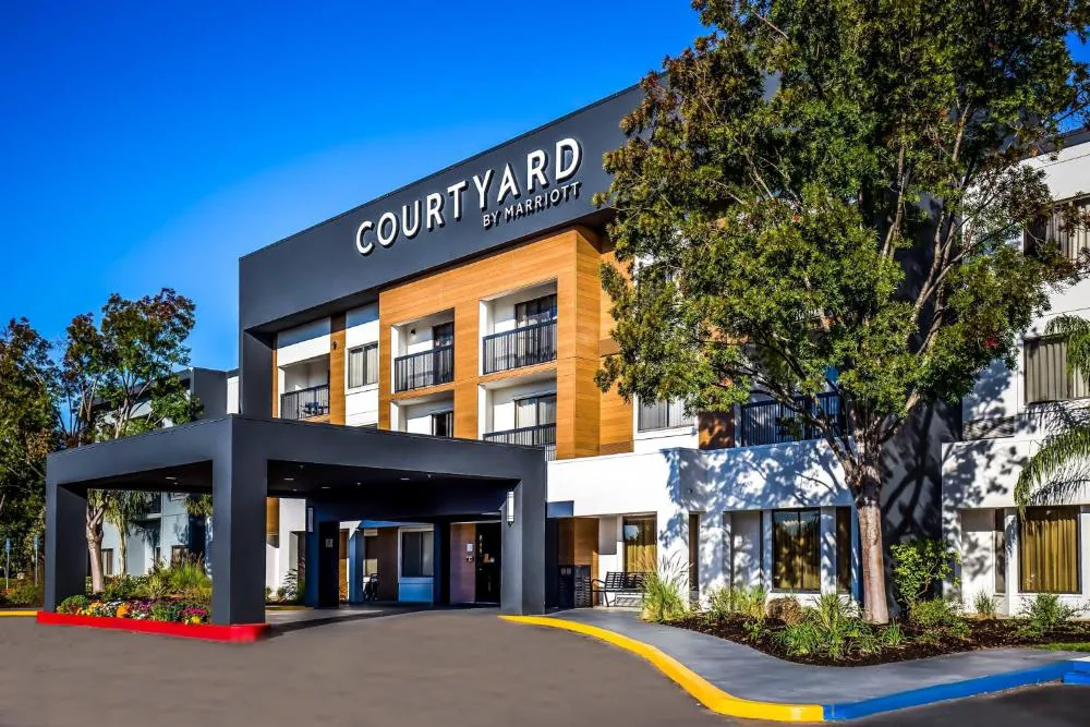 Courtyard by Marriott Livermore hotel hero