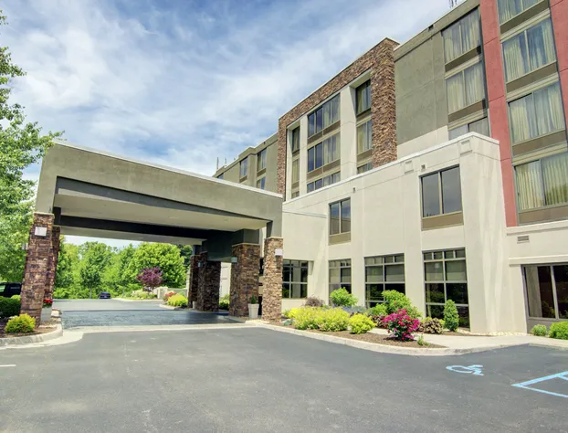 Holiday Inn Express & Suites Blacksburg - University Area by IHG hotel detail image 1