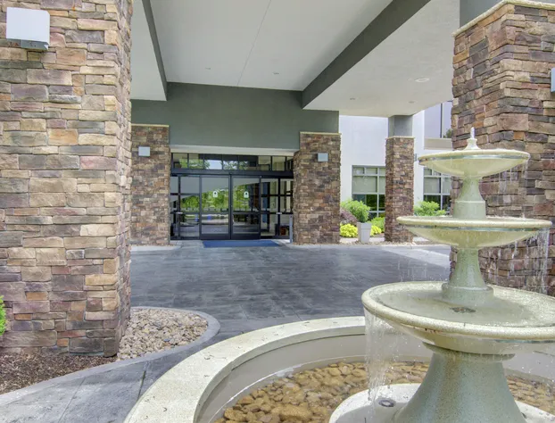 Holiday Inn Express & Suites Blacksburg - University Area by IHG hotel detail image 3