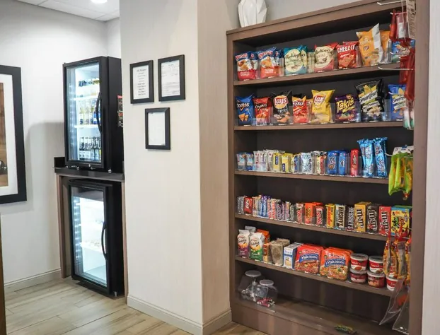 Holiday Inn Express & Suites Blacksburg - University Area by IHG hotel detail image 4