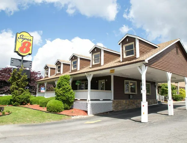 Super 8 by Wyndham Christiansburg hotel detail image 3