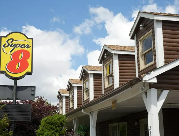 Super 8 by Wyndham Christiansburg hotel detail image 4